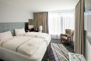Premier Inn Hamburg City Centre - 1