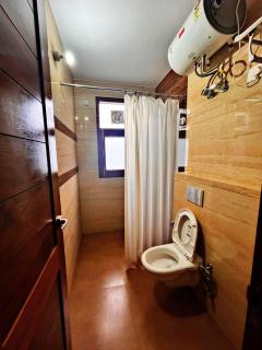 Baldeyan Breeze - 2BHK apartments - PRIVATE ROOMS - PRIVATE PARKING - BALCONY VIEW - 6