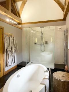 The Silver Suite at Manor Farm - 4