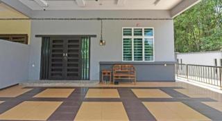 OYO Home 90584 Dz Homestay Bukit Setongkol - 7