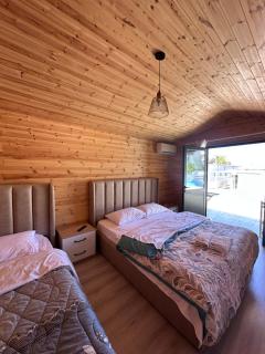 Tony Home - 4