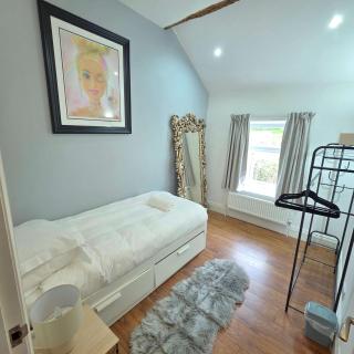 Derbyshire Country House - 2