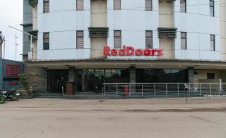 RedDoorz @ Express Inn Lapu Lapu - 4