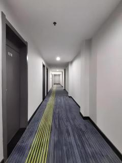 7 Days Inn Wuhan Huaqiaocheng Happy Valley - 2