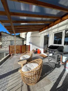 House of Light, Mountain Retreat - 1