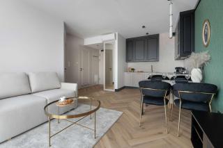 Elegancki Apartament Blisko Tężni Solankowych z Balkonem i Klimatyzacją by Renters Prestige - 2