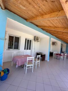 Tony Home - 2
