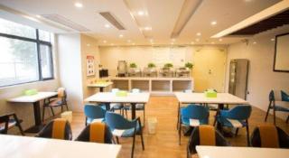 GreenTree Inn Huainan Shou County Zijin Road Express Hotel - 5