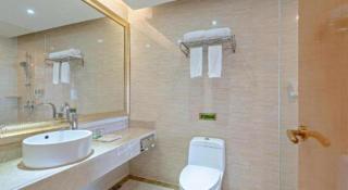 Vienna International Hotel Guangzhou Jichang Road Huangshi - 1