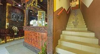 Super OYO Capital O 90659 Raintown Timbers Hotel - Taiping - 3
