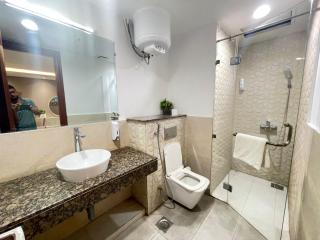 Luxury and Spacious Apartment - 6