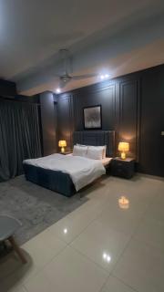 Living lavish - 6