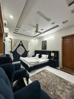 Park-facing Oasis 2bedroom portion - 8