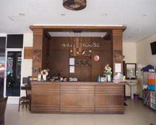 Arita House - 7