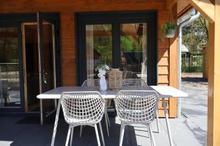 Luxe houten wellness boshuisje met Yoga en Spa - Sereno - 8
