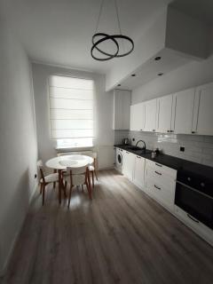 Apartment for 6 guests, 2 bathrooms and air conditioning - 2