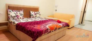 Gaur Mall Luxury Studio Apartment - GHUMLOO - 1