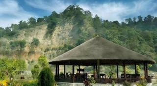 Pratiksha River Retreat - 2