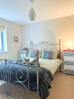 Avocet, your modern home on the Estuary! - 7
