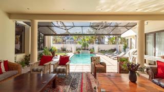 Atlantic Waves Guest House - 1