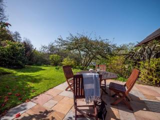 Charming Country Barn with Gardens Near Dittisham - 9