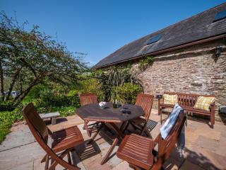 Charming Country Barn with Gardens Near Dittisham - 3