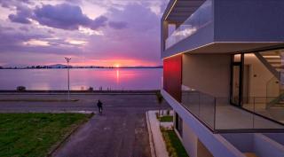 The Grand Blue Boutique Hotel - 2