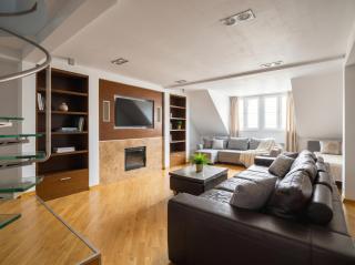 Urban Apartaments - Great Location - City Center - Piwna - Warsaw - 0