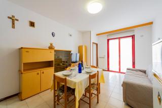GuestHost - Alba Cozy Flat near the Sea With Parking - 3