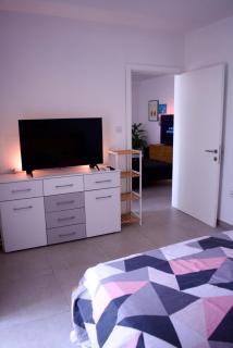 Sunny & Spacious 2BR Sofa Bed Great Location - 1