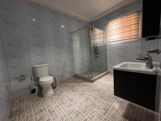 Aradad Homes Executive 3-Bedroom Haven in Accra - 7