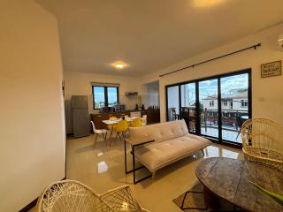 West Palm Two Bed Apart, Central & Close to Beach - 0