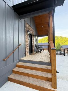 Hilltop Haven By Avada Properties - 4