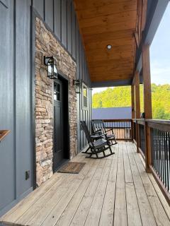Hilltop Haven By Avada Properties - 2