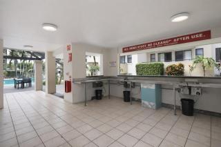 Spacious 3BR Retreat with Pool Spa in Great Location - 4