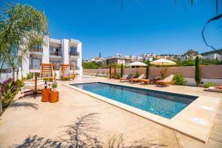 Christianna Apartments by PosarelliVillas - 1