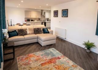 2 Bed Sleeps 4 Pet Friendly Free Parking - 5