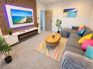 Island-Style Beach Retreat - Hot Tub & Sauna Bliss - Close to AFC Bournemouth - Close to Town and Beaches - 8