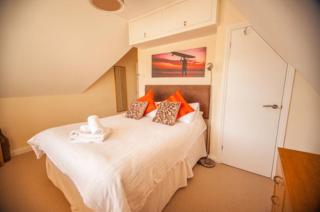 Hartland Heights - 2