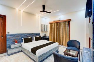 Townhouse PI Greater Noida Formerly White Elephant - 6