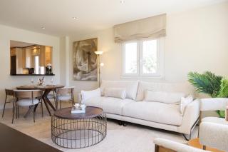MARBELLA BANUS SUITES - Banús Playa Rocio, Brand New, Direct Access to the Beach, Terrace Direct Views of the Garden & Pool, 3-min Walk to Puerto Banús , Super Bright - 9