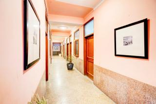 Hotel O by OYO The Swarnim - 4