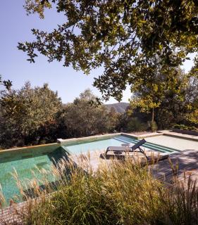 Architect's luxury villa with pool - 8