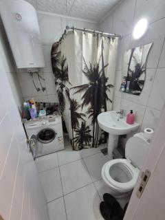 Apartament te banesa e bardha afer rruges B - 5