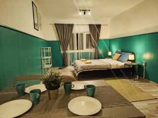 Little Bucharest budget central apartments - 6