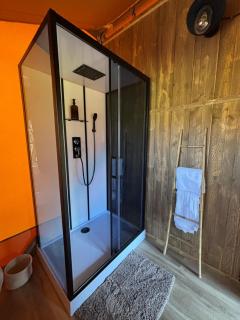Éco-lodge, tente au cœur d'une forêt nourricière - 2