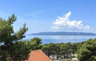 Stunning Apartment In Makarska With Lake View - 4