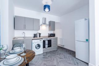 Bay Apartment, Free Parking, Close to Beach - 6