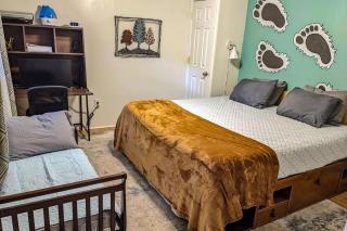 KidApproved PrivateLake&Beach FencedYardKalahari - 4