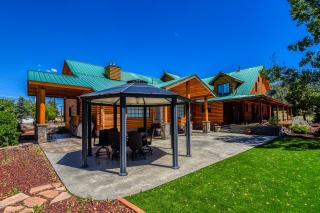 Quarter Horse Lodge Grand Southwest Cabin Sleeps 16 Amazing Views Near Grand Canyon - 0